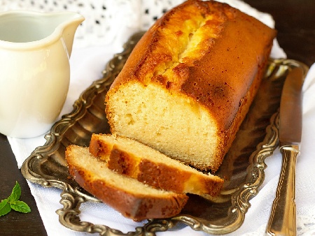 Маслено-ванилов пухкав кекс - снимка на рецептата